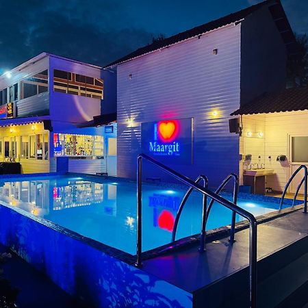 Maargit Beach Resort マンドレム エクステリア 写真