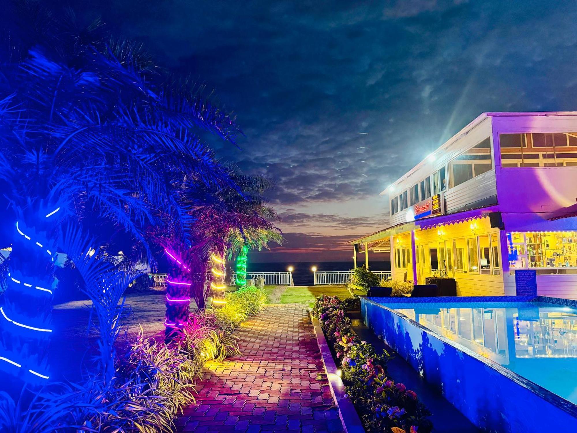Maargit Beach Resort マンドレム エクステリア 写真