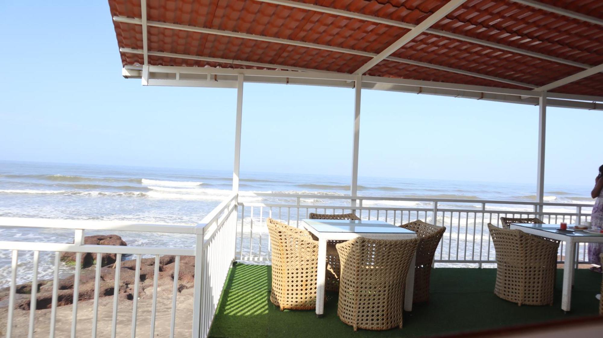 Maargit Beach Resort マンドレム エクステリア 写真