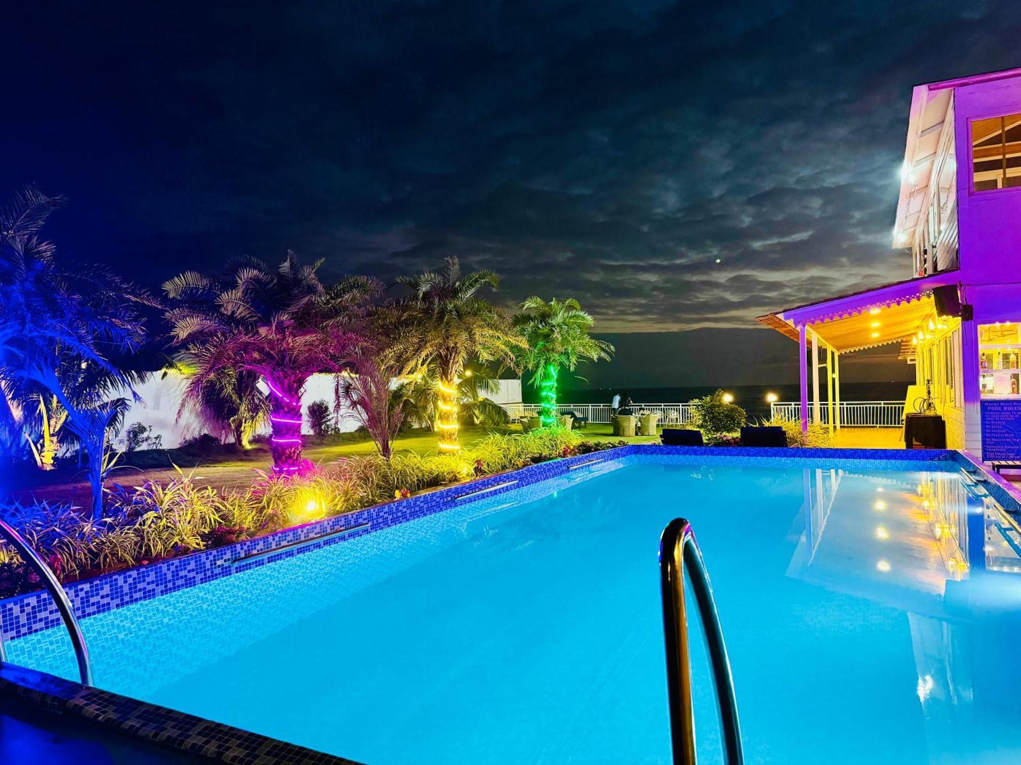 Maargit Beach Resort マンドレム エクステリア 写真